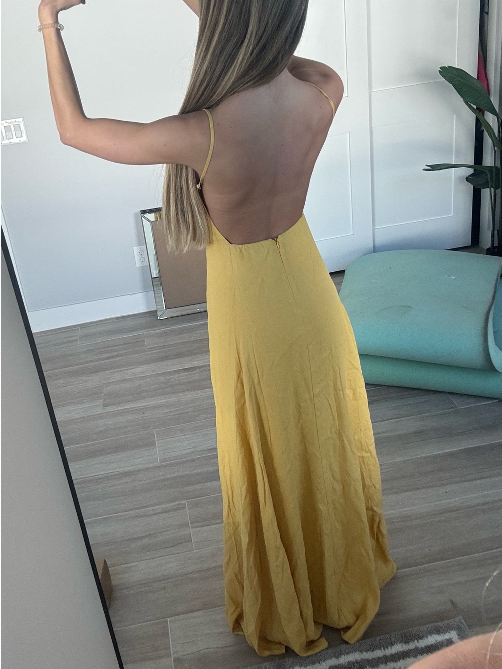 Reformation Dress Size 0 - Picture 2 of 5